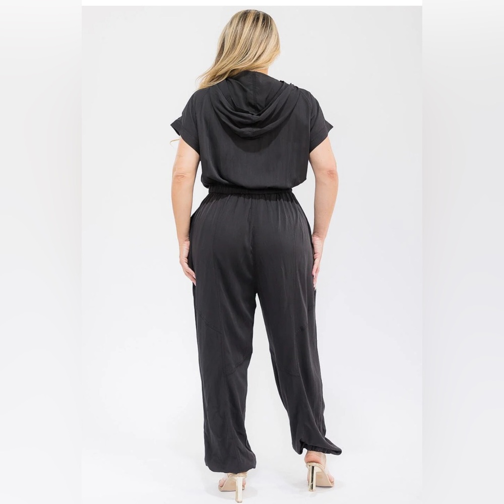 Sold Out - PLUS SIZE SHORT SLEEVE BUTTON WAIST HOODED JOGGER JUMPSUIT - Picture 4 of 4